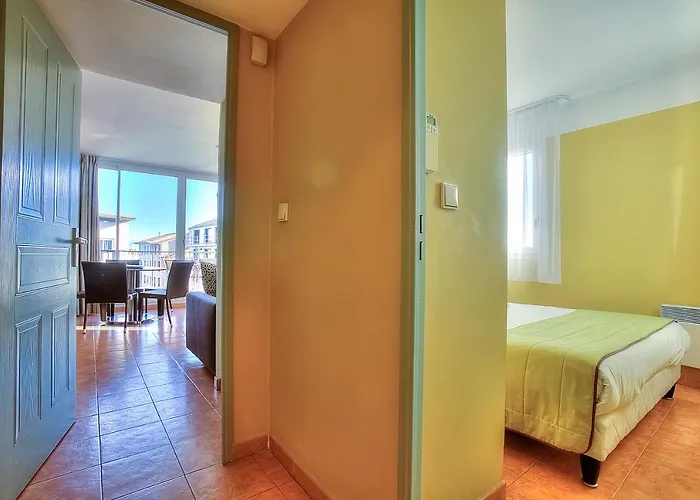 Port Prestige - Terrasse - Piscine - Parking Antibes
