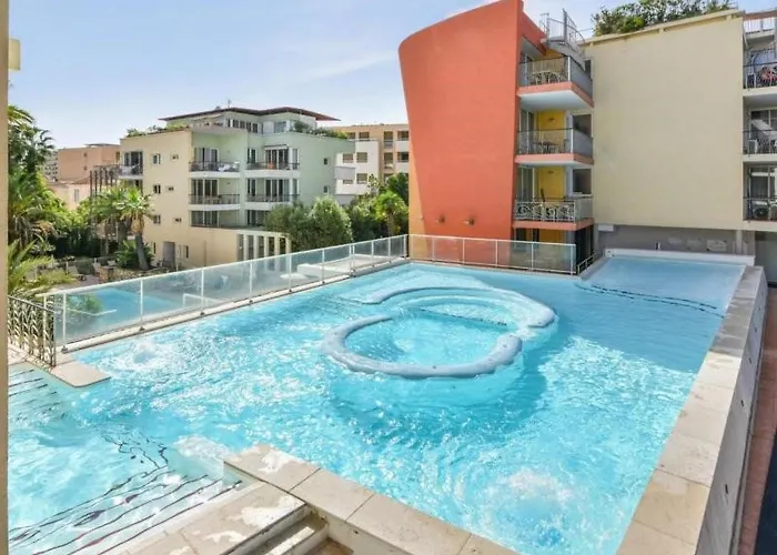 Port Prestige - Terrasse - Piscine - Parking Appartement